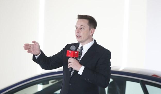 Počeo od beznačajne video igre, a potom zaradio 16 milijardi dolara: Ko je zapravo Elon Musk?