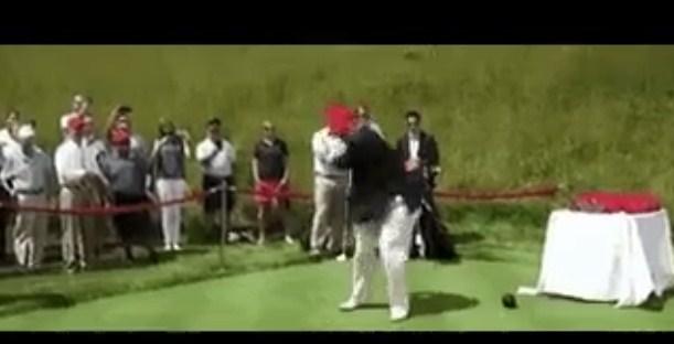 Tramp objavio video: Golf lopticom pogađa Hilari Klinton