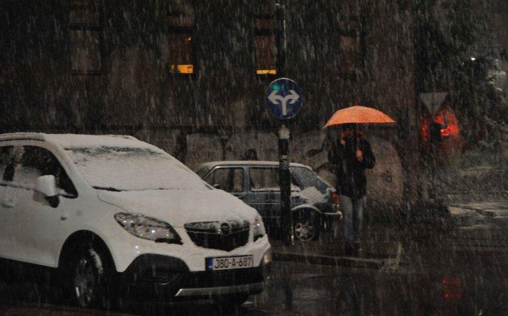 Raspad sistema: Domaćinstva na području Foče provest će noć u mraku, Trebinjci bez vode