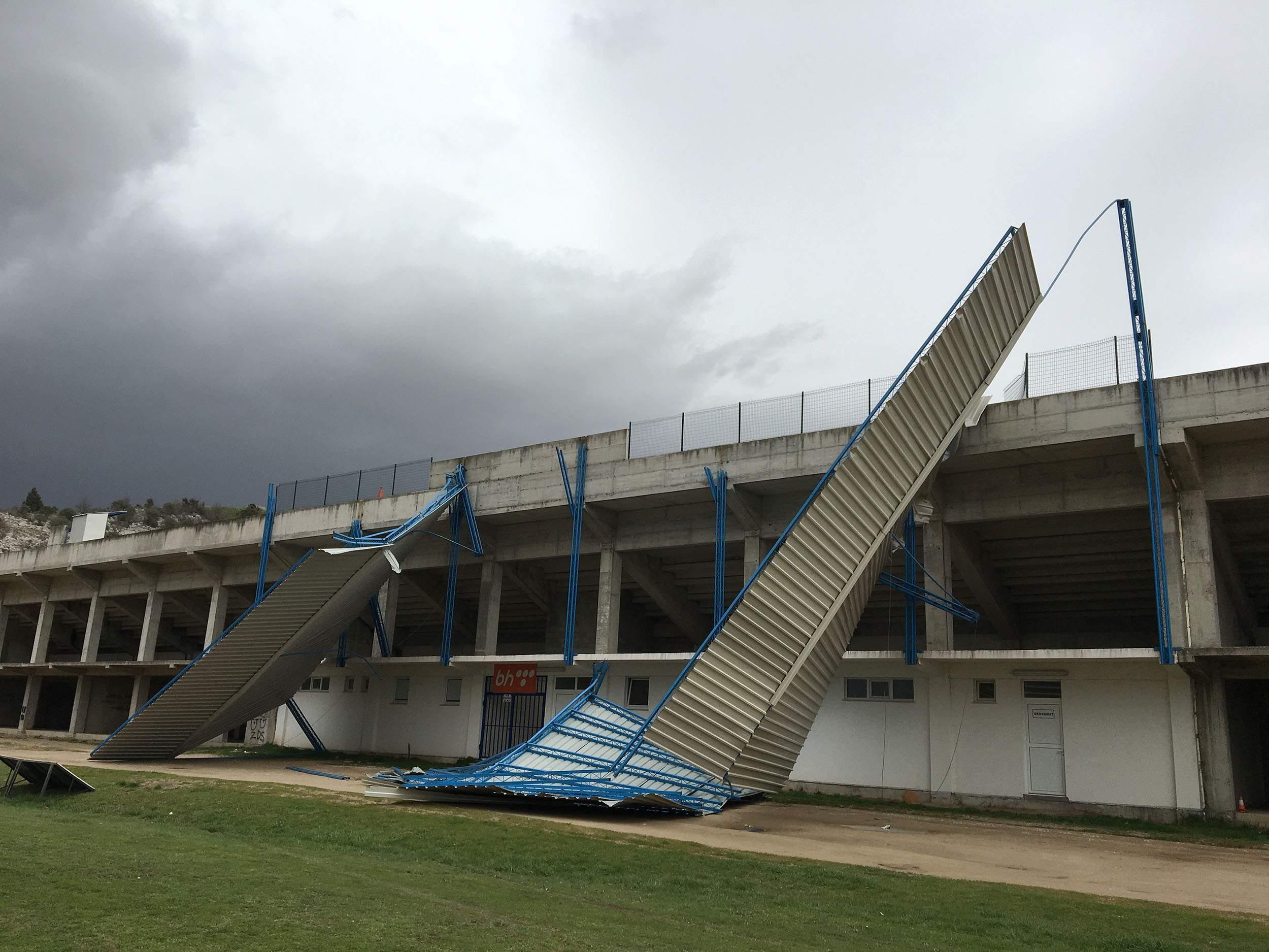 Stadion GOŠK-a: Stradala krovna konstrukcija ( Bljesak) - Avaz