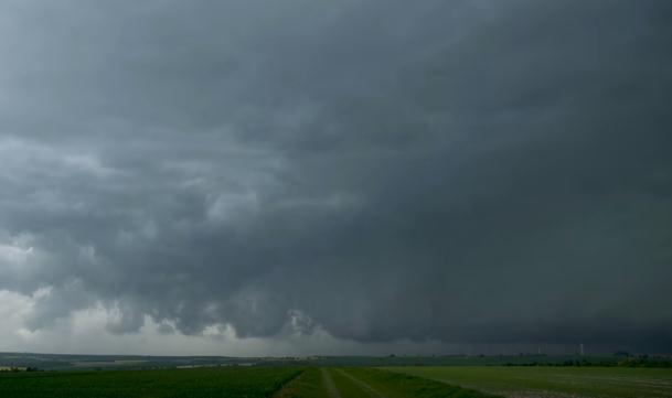 Tornado poharao sjeveroistok Francuske