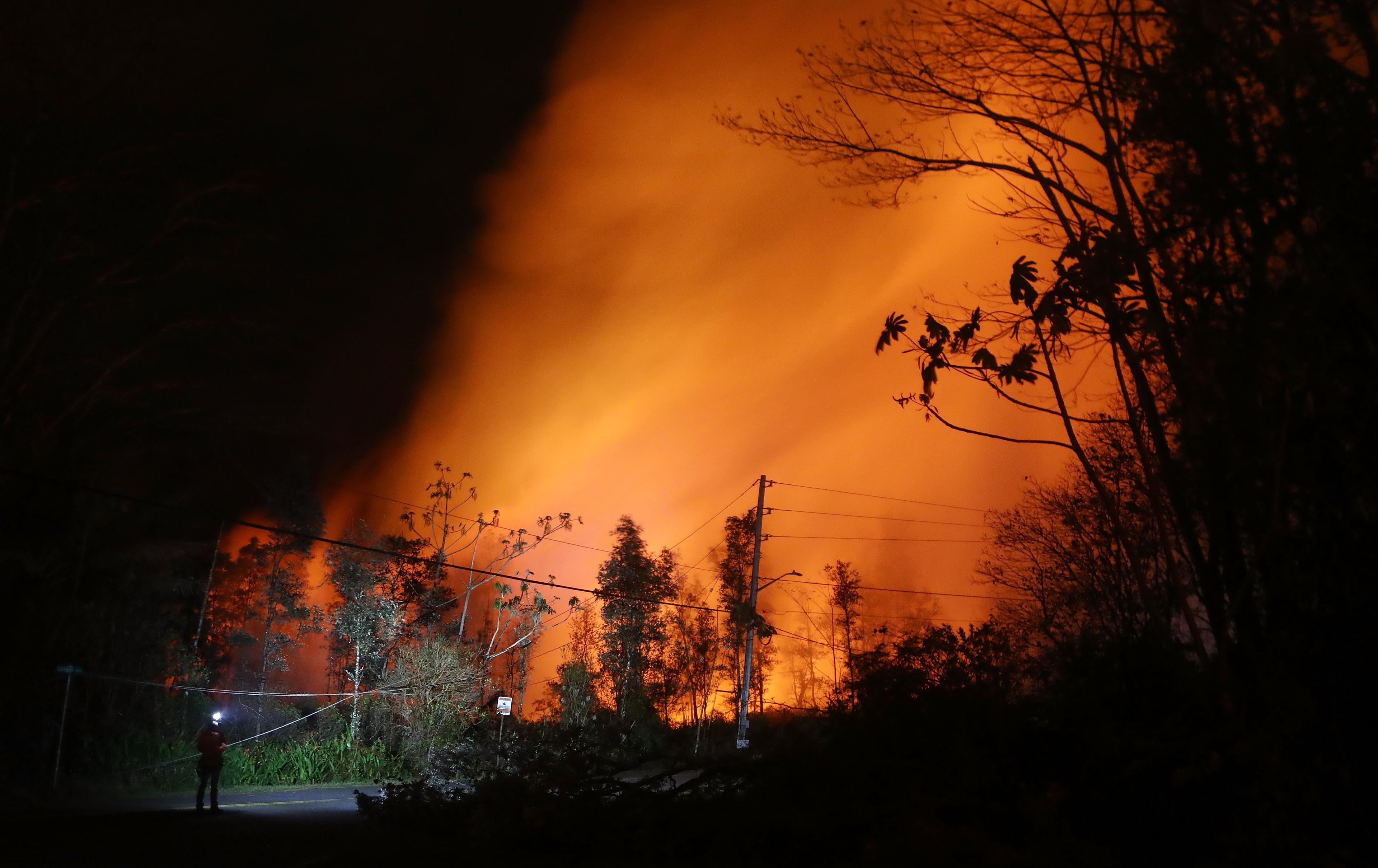 Vulkan izbacio pepeo 9.000 metara uzrak, prva erupcija zabilježena, najgore tek slijedi