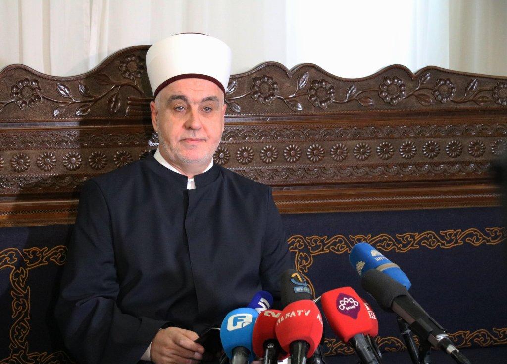 Reisu-l-ulema Kavazović: Budite blagi prema ljudima, ojačajte sebe vjerom u Boga, ne klonite duhom