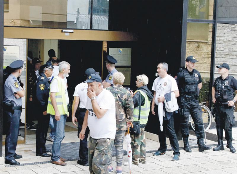 Danas dan D za branioce: Slijedi li blokada gradova, granica i aerodroma!?