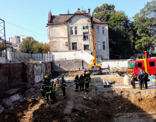 Pao zid na gradilištu u ulici Kneza Miloša, poginuo radnik