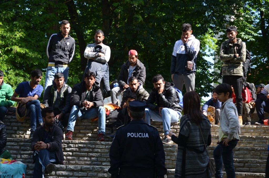 Bihać: Grupa migranata zvala policiju - Avaz