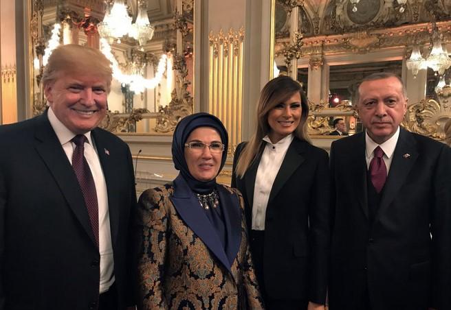 Melanija i Donald Tramp s porodicom Erdoan - Avaz