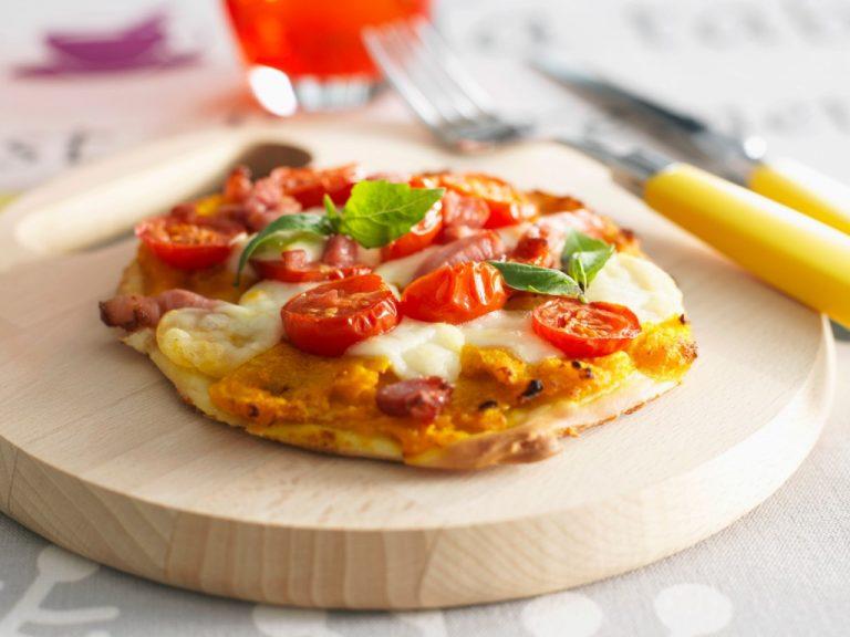 Pizzete s paradajzom i mozzarellom