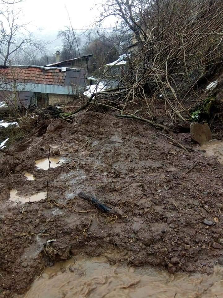 Klizište u selu Barmiš kod Konjica - Avaz