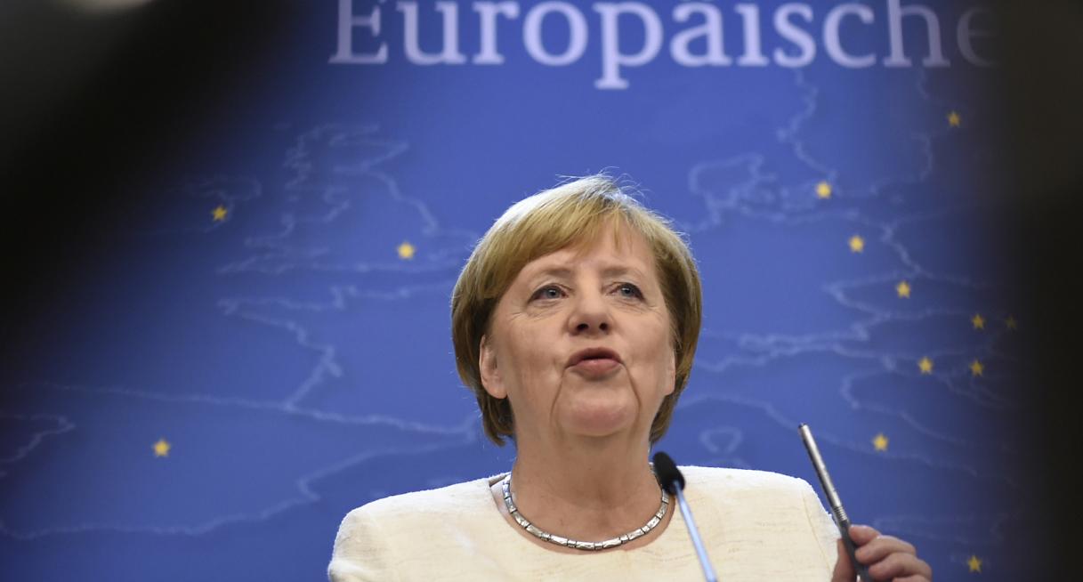 Merkel: Islamska država nije poražena