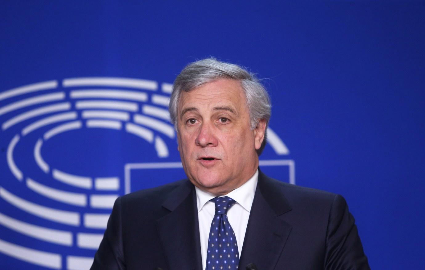 Antonio Tajani - Avaz