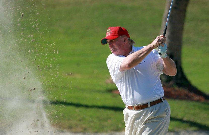 Tramp često ističe svoje golferske vještine - Avaz