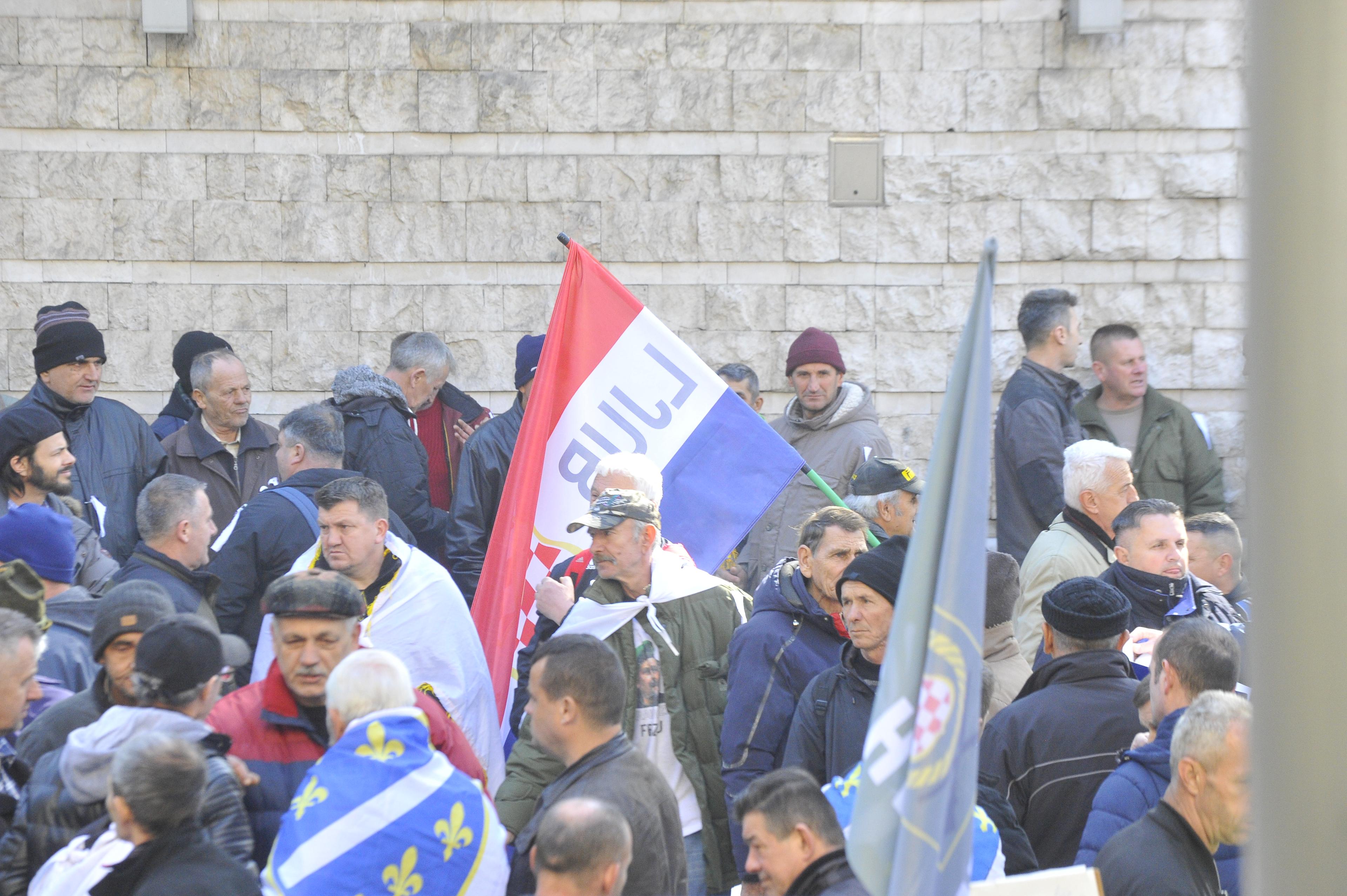 Sa protesta boraca - Avaz