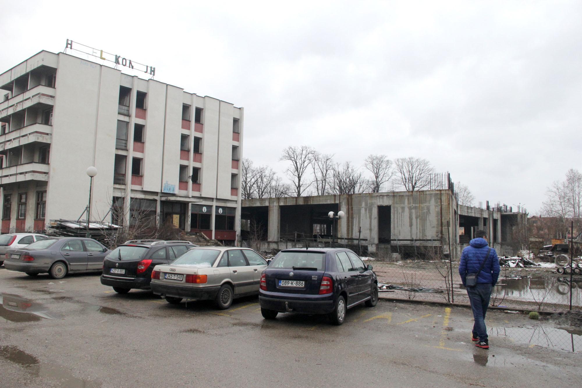 Privatizirani hotel „Konjuh" ruglo u centru