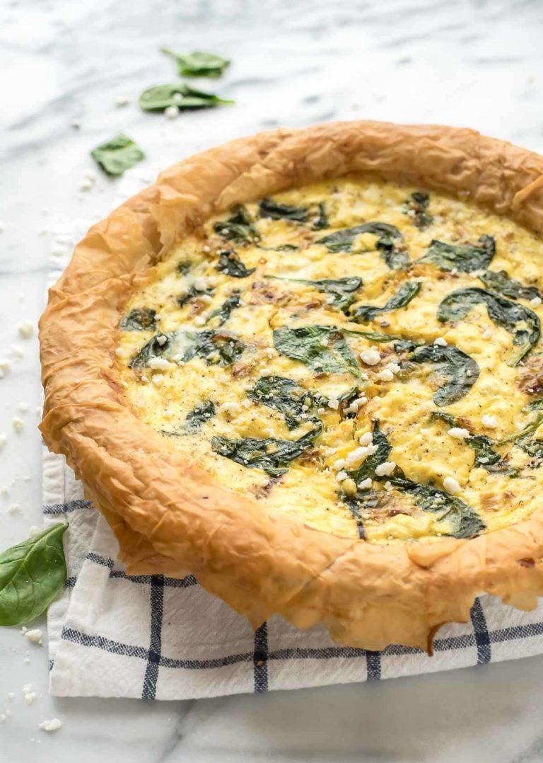 Quiche s piletinom, blitvom i špinatom