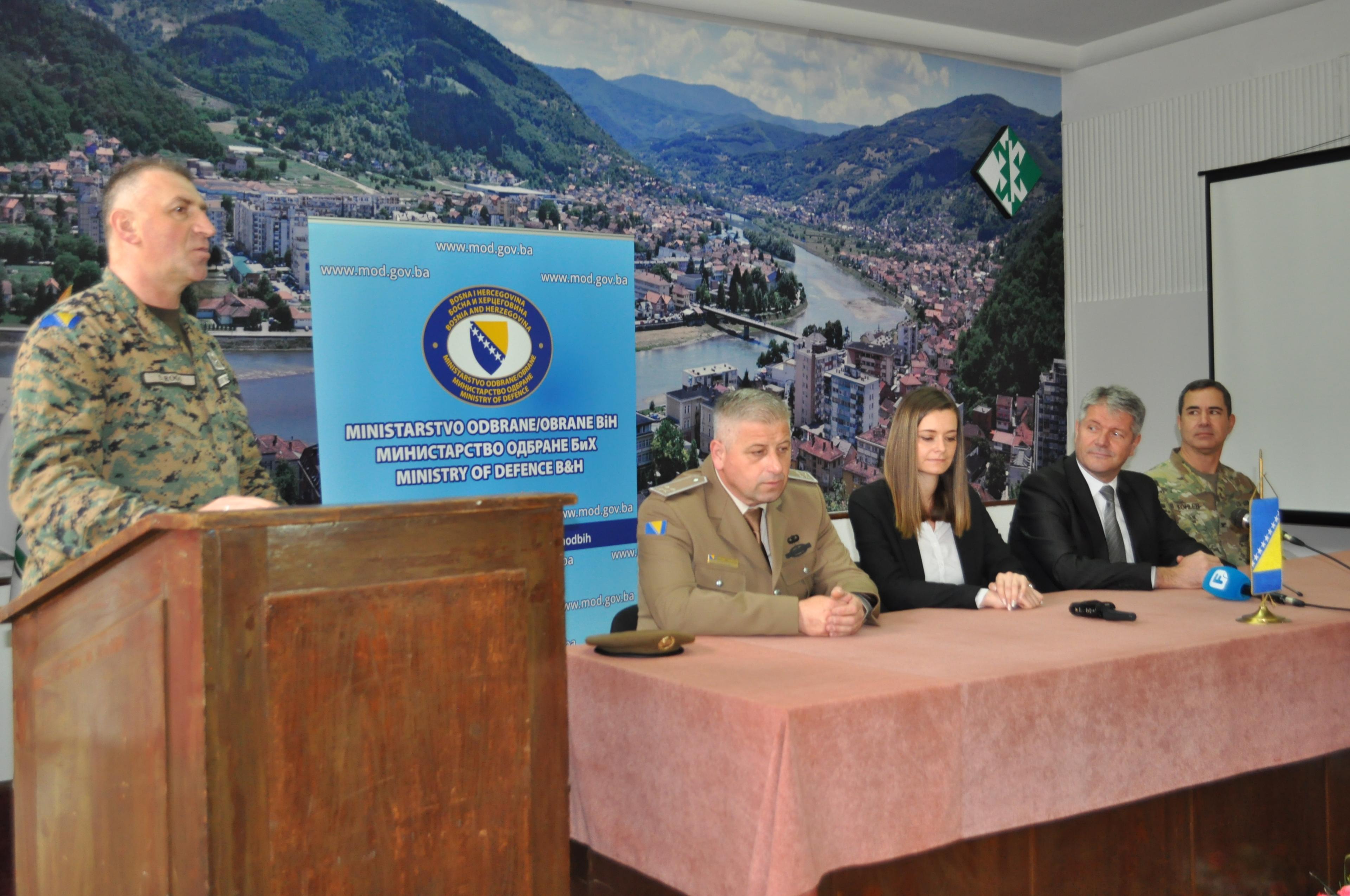 Aktivnosti OSBiH odvijaju se uz podršku NATO štaba u BiH - Avaz