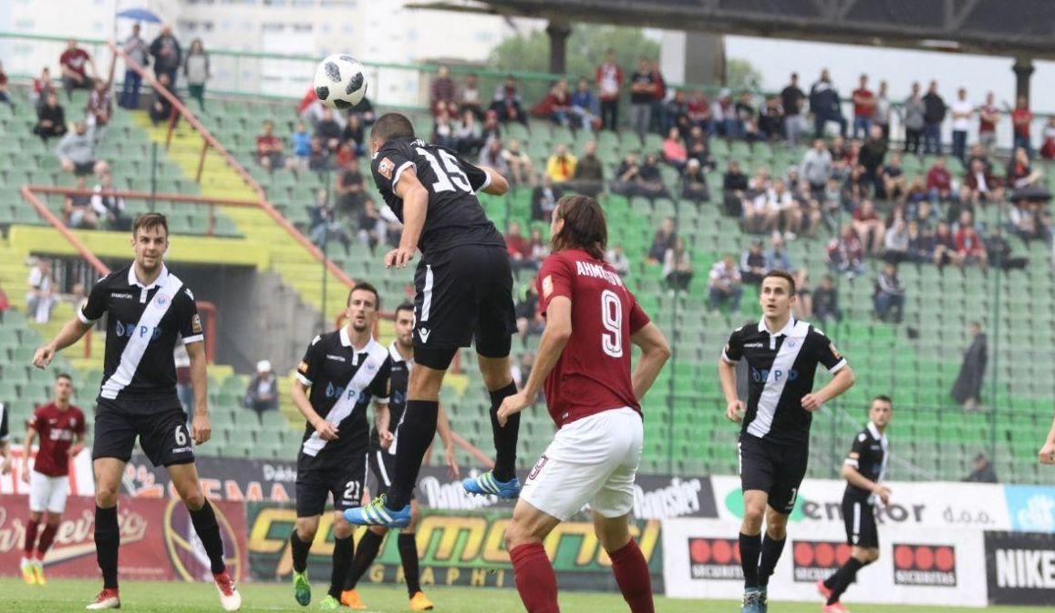 Sarajevo u Tuzli, Zrinjski u Širokom Brijegu: Kladionice ne vjeruju vodećim klubovima