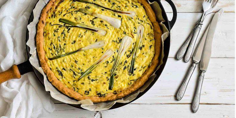 Quiche s mladim lukom