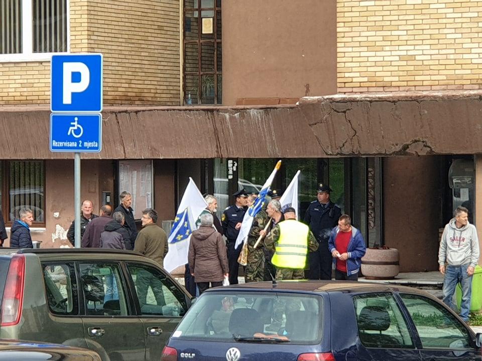 Borci pozivaju na odgovornost općinskih službi i ostvarivanje prava