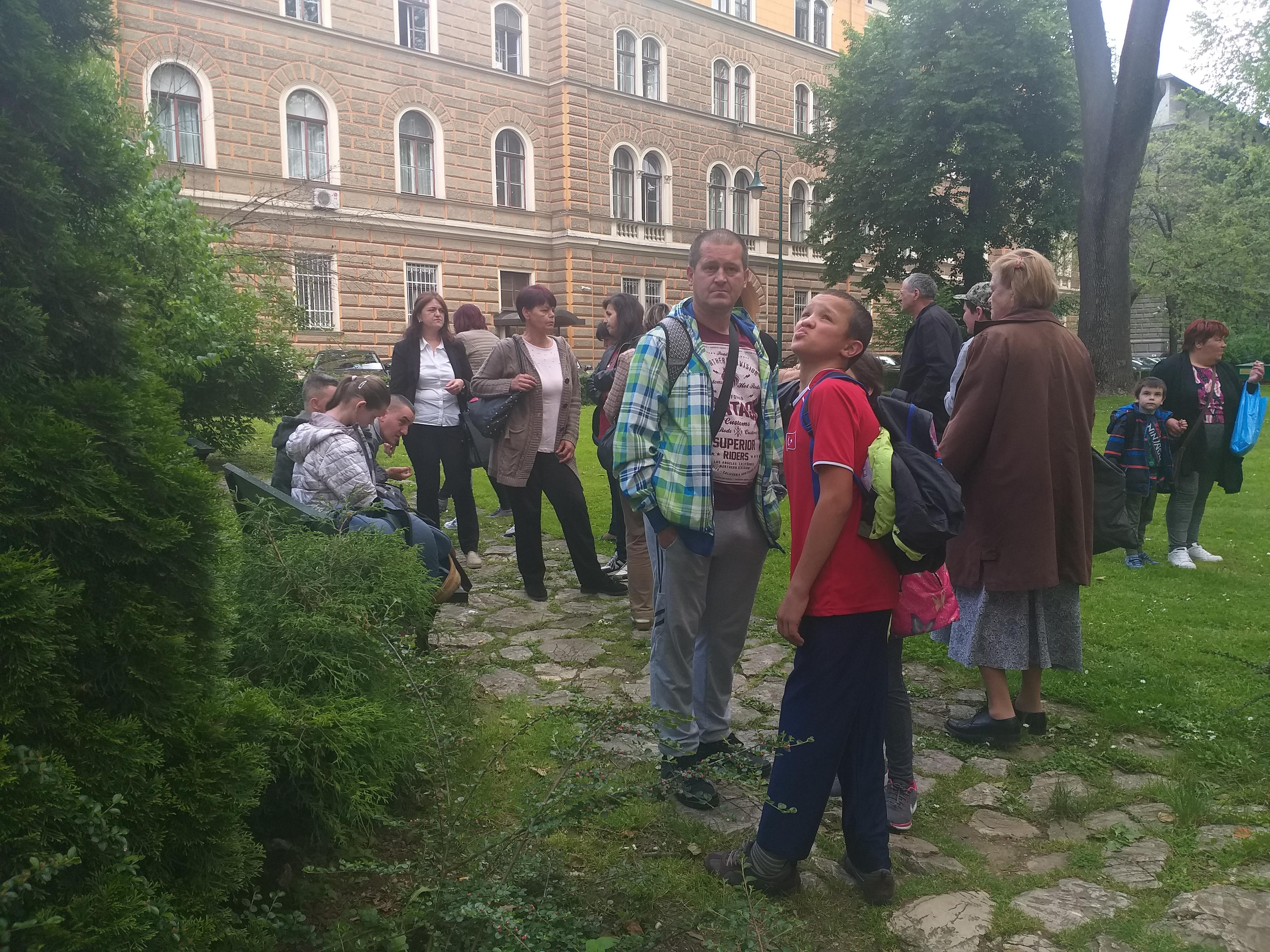 Roditelji učenika Centra "Vladimir Nazor" protestirali u zgradi Vlade KS