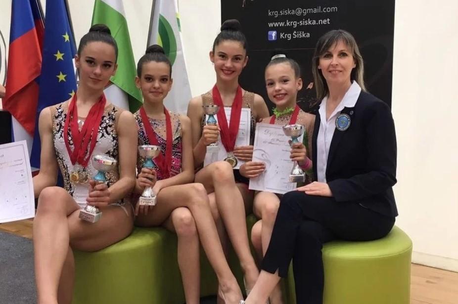 Ljubljana: Gimnastičarke KRSG Sloboda s trenericom - Avaz