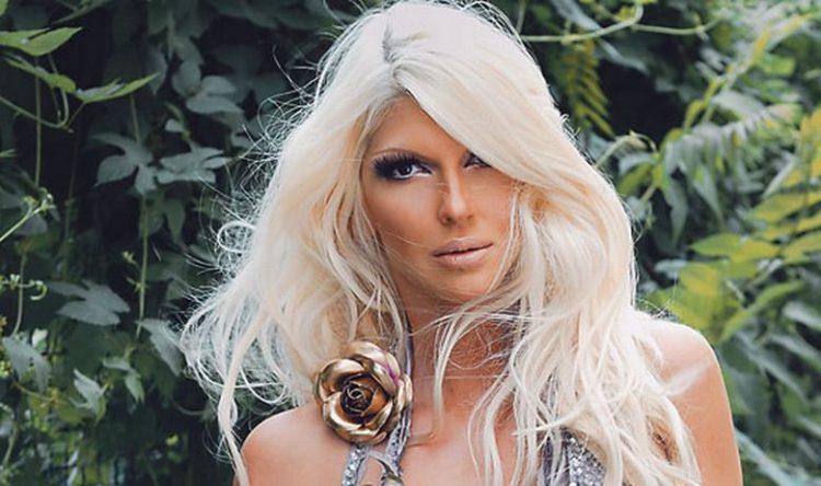 Jelena Karleuša privlači ogromnu pažnju - Avaz