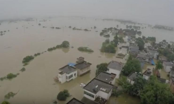 Poplave u Kini - Avaz