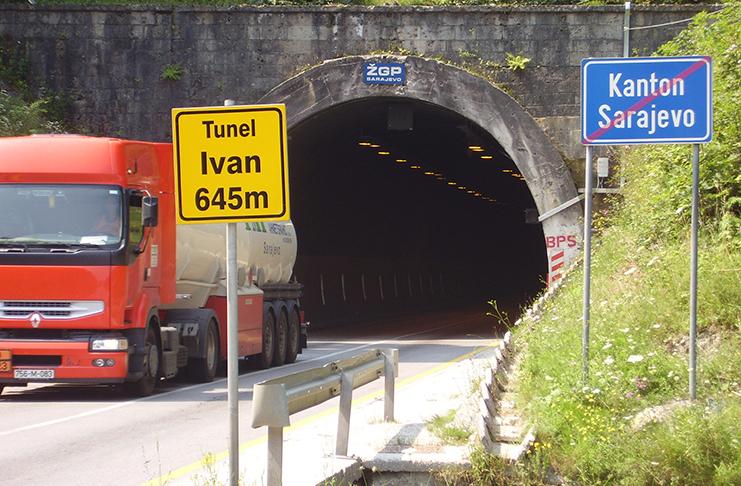 Tunel Ivan: Formirale se kolone vozila - Avaz