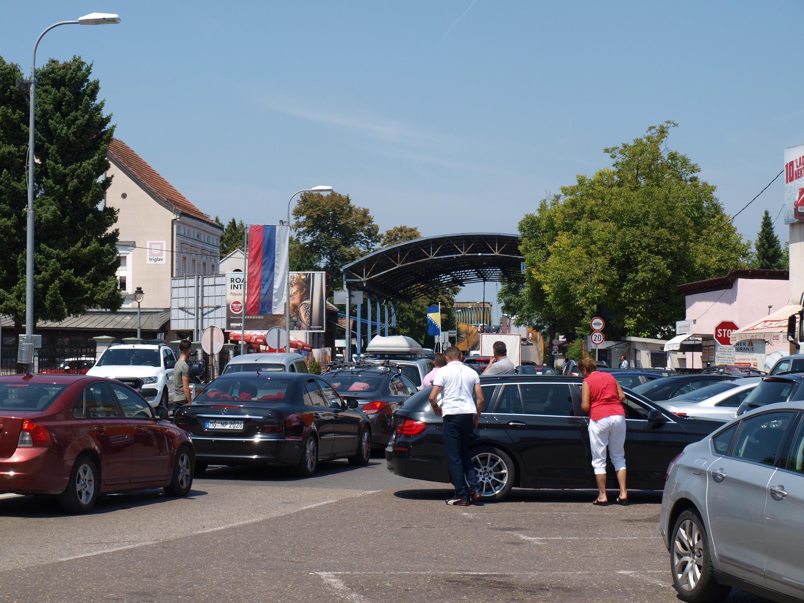 Granični prijelaz Bosanska Gradiška - Avaz