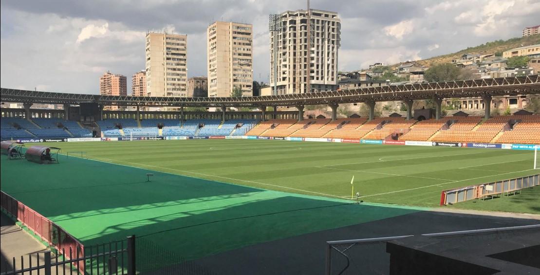 Stadion Republikan u Jerevanu - Avaz