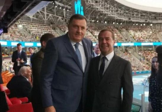 Dodik u Beogradu, sastaje se s Medvedovom