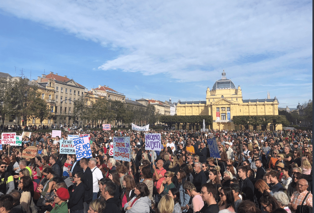 Protesti pod nazivom "Pravda za djevojčice" organizirani su u Zagrebu, Zadru, Šibeniku, Puli... - Avaz