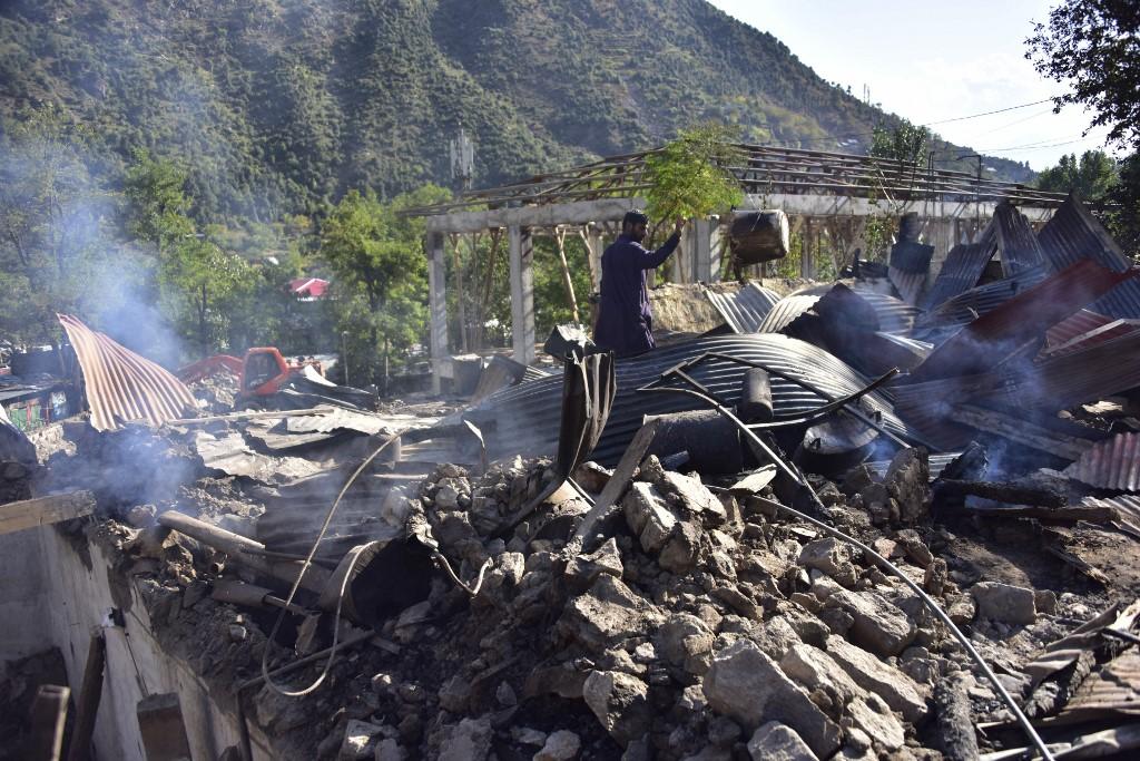 Ruševine jednog doma u Kašmiru nakon sukoba - Avaz