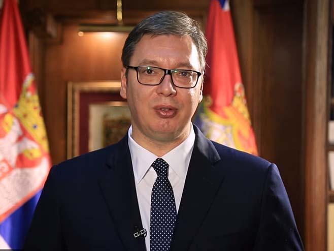 Vučić traži od EU odgovore o trovanju u Izbornoj komisiji u Prištini