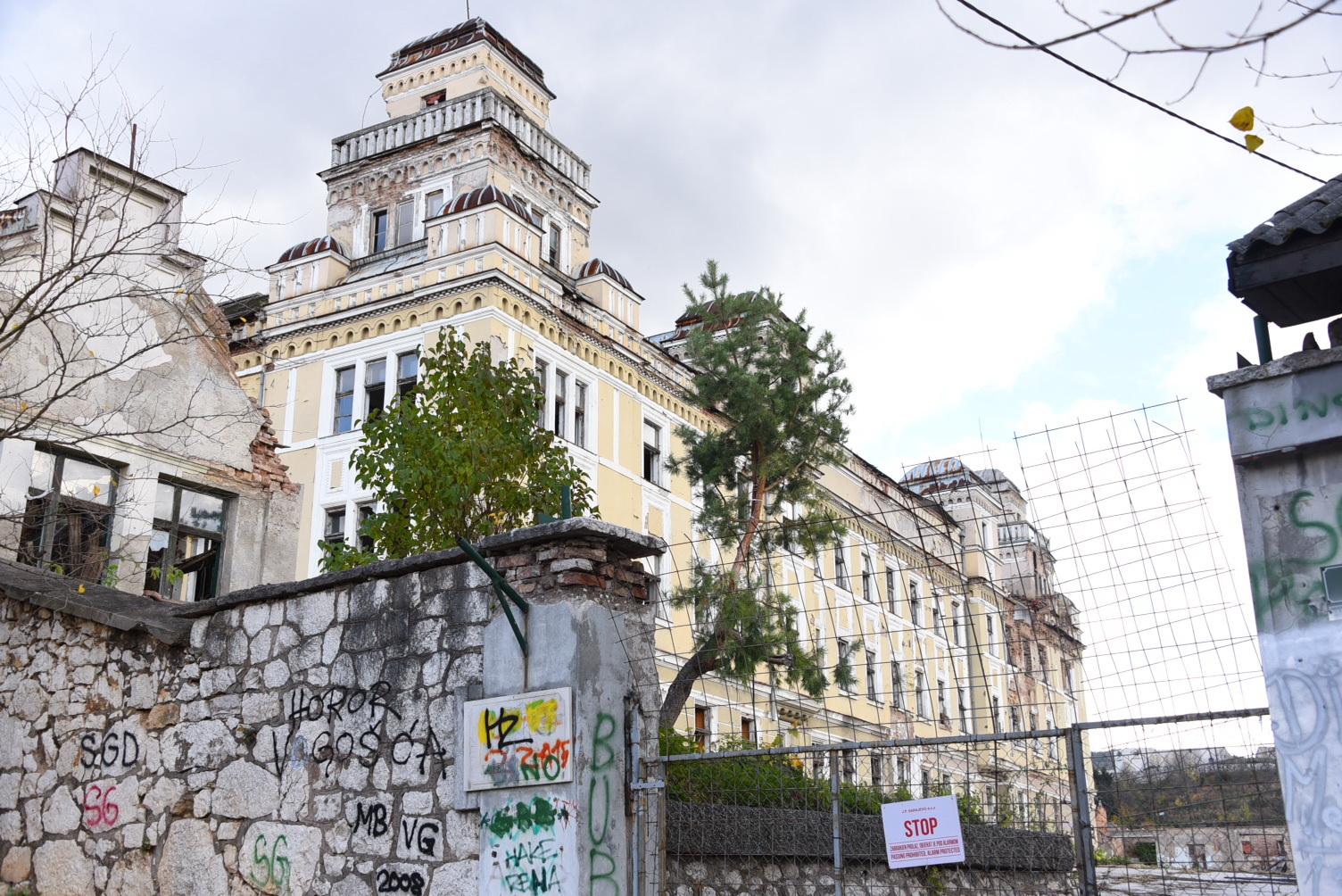 Obrušava se kasarna Jajce: Općina Stari Grad traži hitnu reakciju Gradske uprave