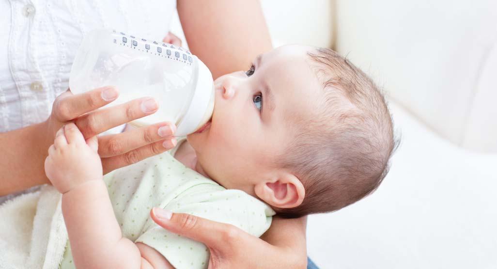 Kada smijem uvesti kravlje mlijeko u ishranu bebe