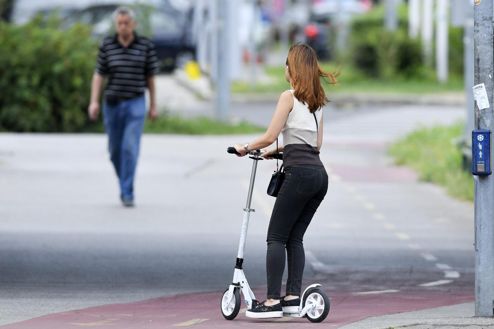 Električni romobili: Ne znamo ni šta su ta vozila