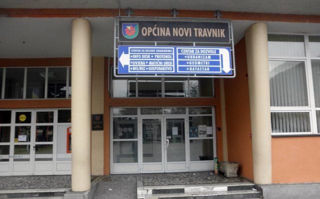 Vrata općina danas su uredno bila zaključana - Avaz