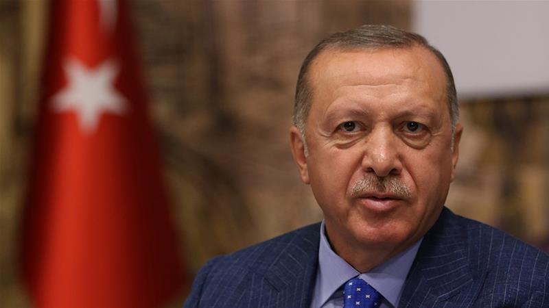 Erdoan: Možda je Makron "moždano mrtav"