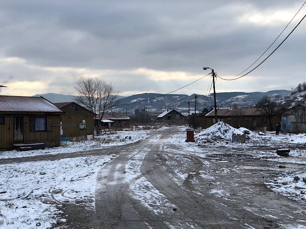 Romi u izbjegličkom naselju Banlozi kod Zenice - Avaz