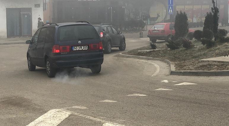 Automobili zauzimaju veliki procenat u zagađenju zraka - Avaz