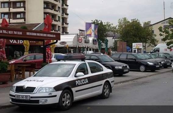 Urinirao u centru Odžaka pa napao policajce