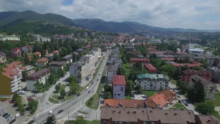 Zgrada u Vogošći zbog zaražene žene virusom COVID - 19 je u potpunoj izolaciji - Avaz