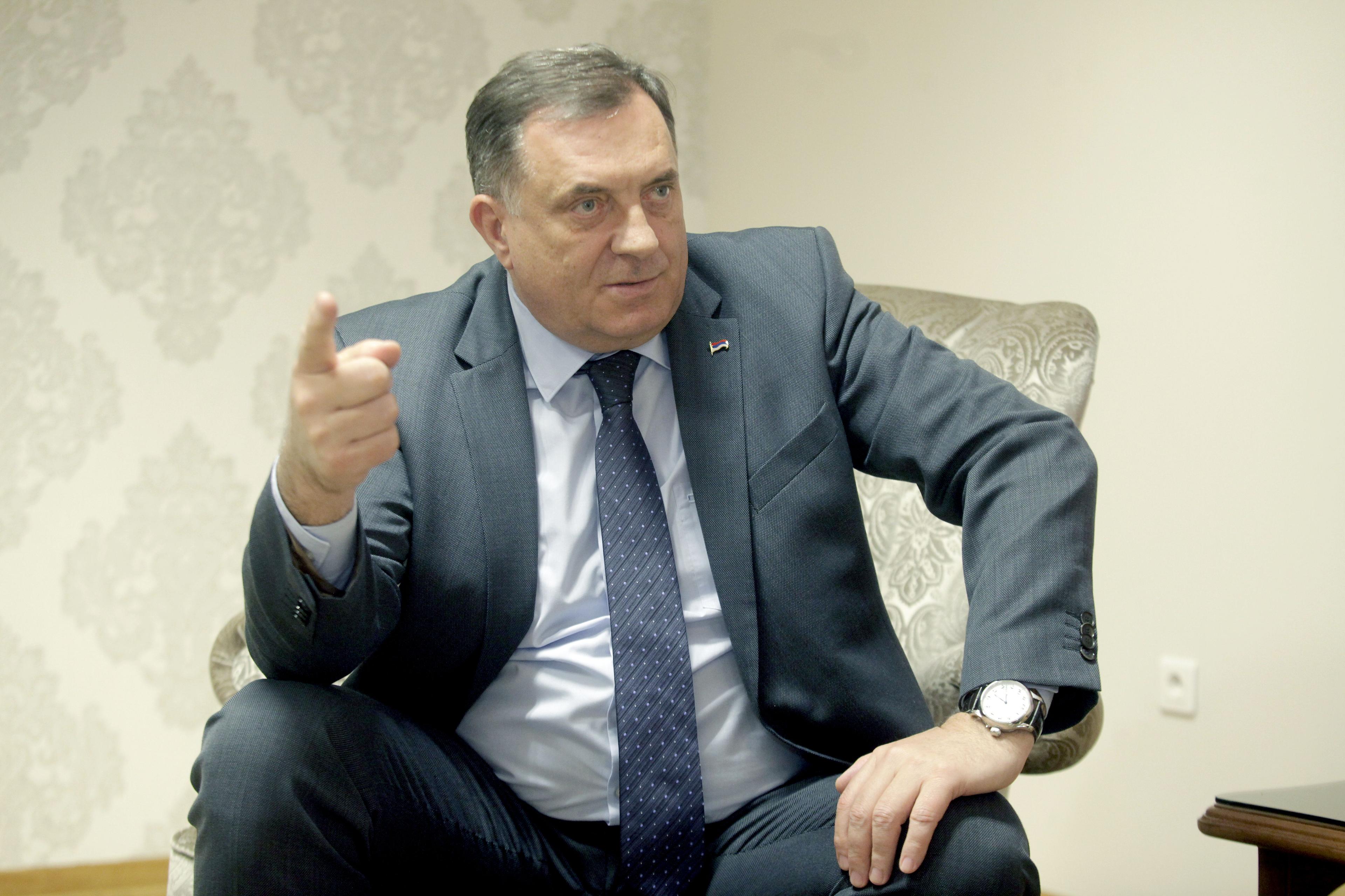 Dodik vrlo žustar: OHR je za Srbe neprijateljska institucija