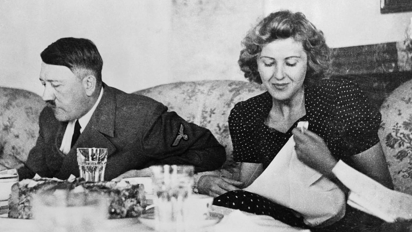 Adolf Hitler i Eva Braun - Avaz