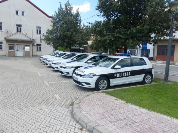 MUP ZHK:  Automobil prevezen u sabirni centar za vozila - Avaz