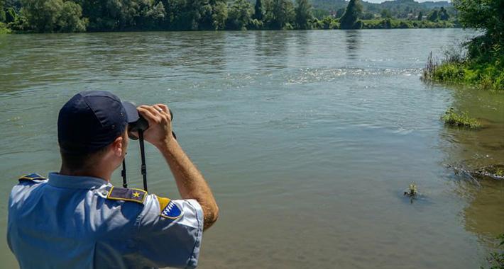 Migrante čamcem prevezli preko Drine - Avaz