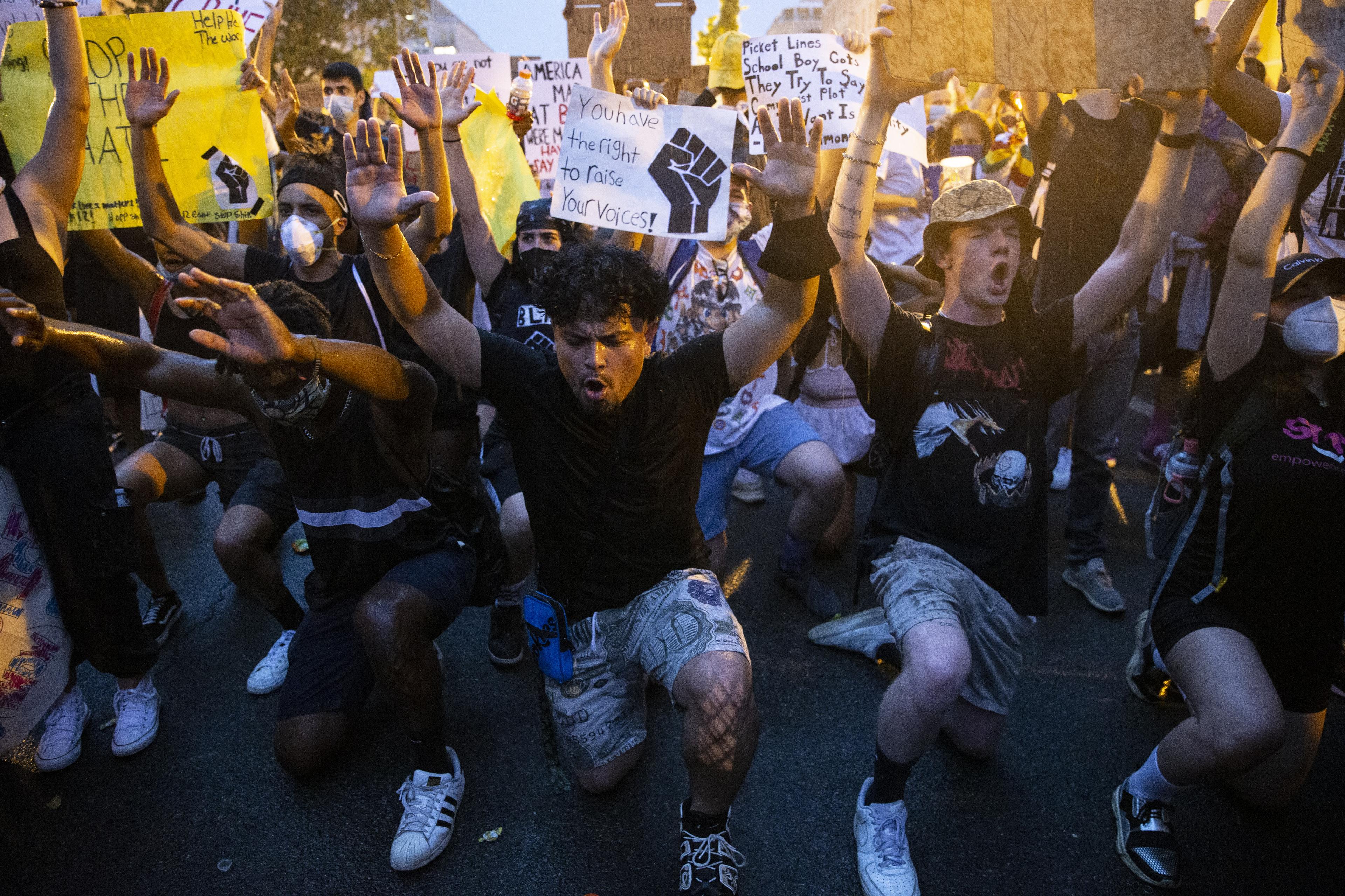 Protesti širom Amerike - Avaz