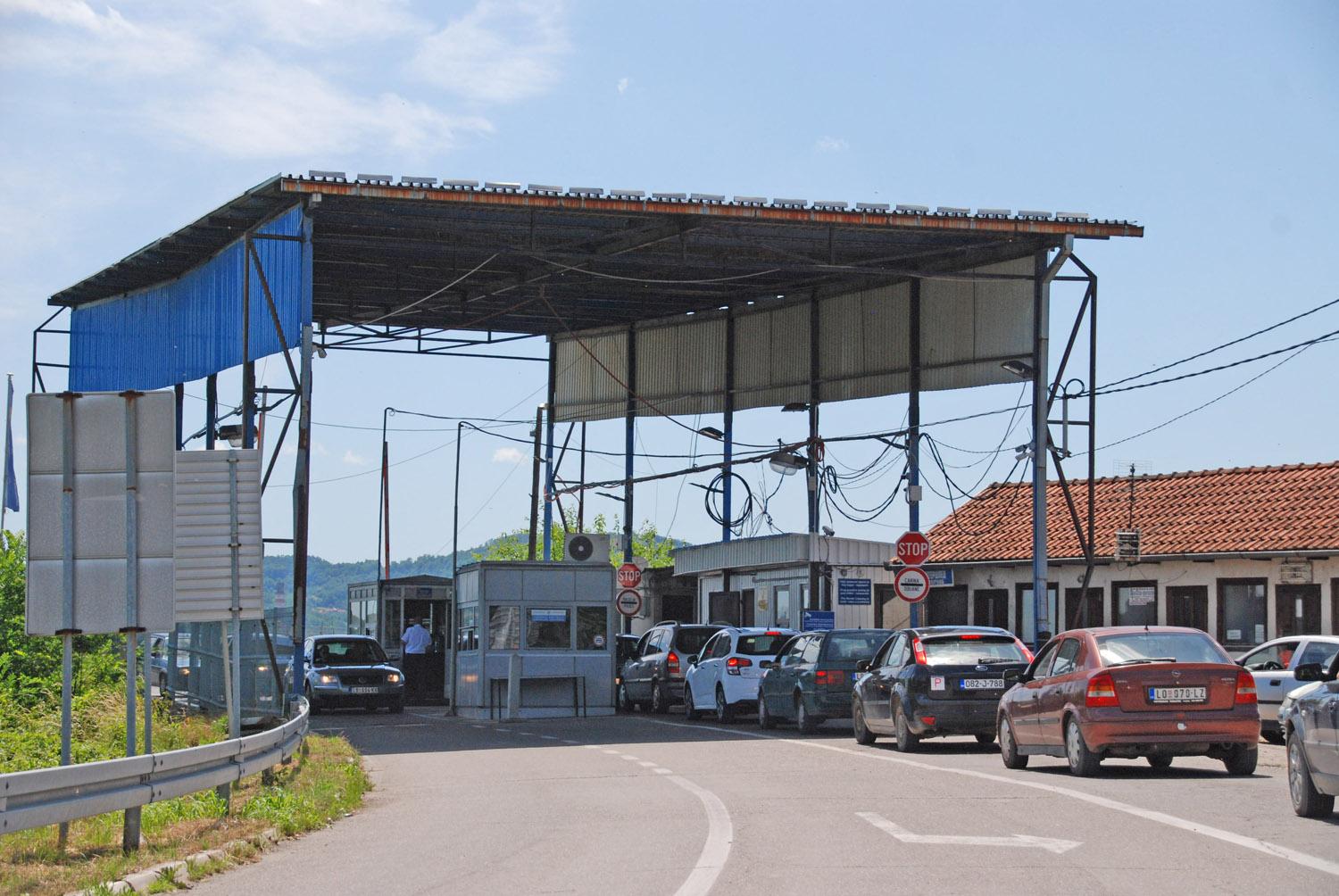 Ko je od onih koji iz Srbije ulaze u BiH i onih koji iz nje izlaze, zaražen koronom, niko ne zna