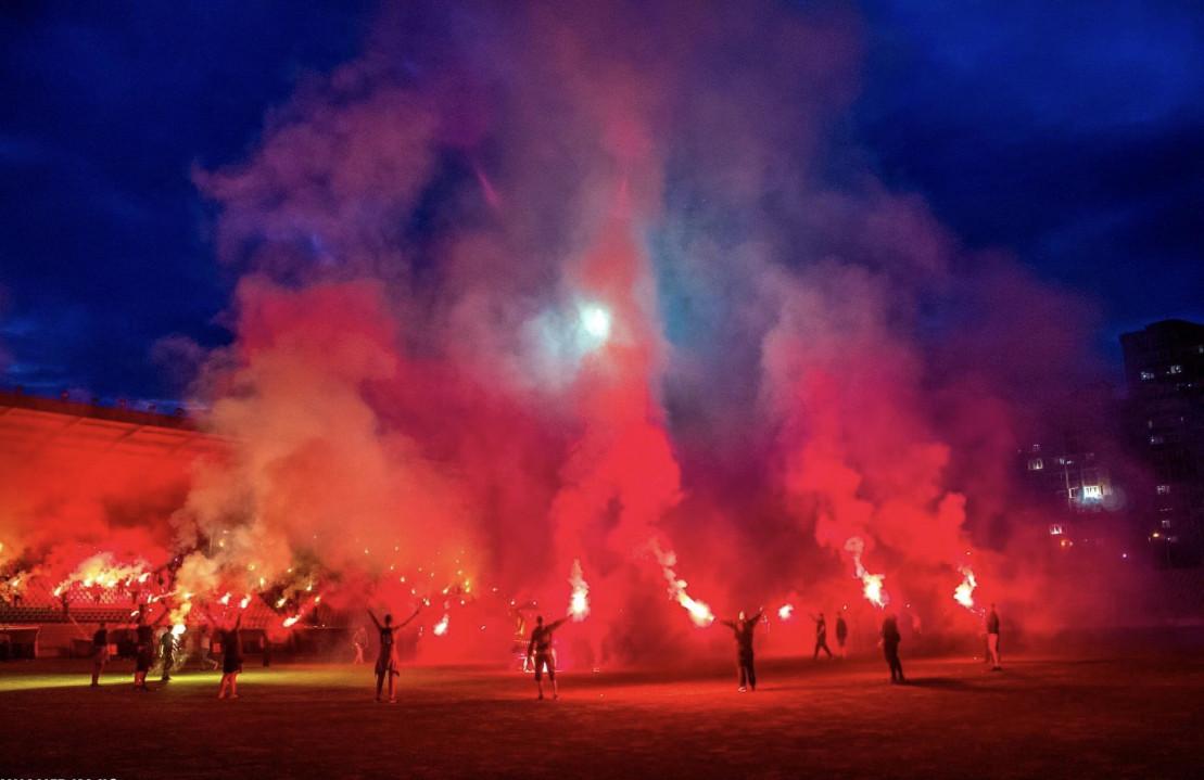 Navijači poručili: Kasumović je Čelikov neprijatelj broj 1